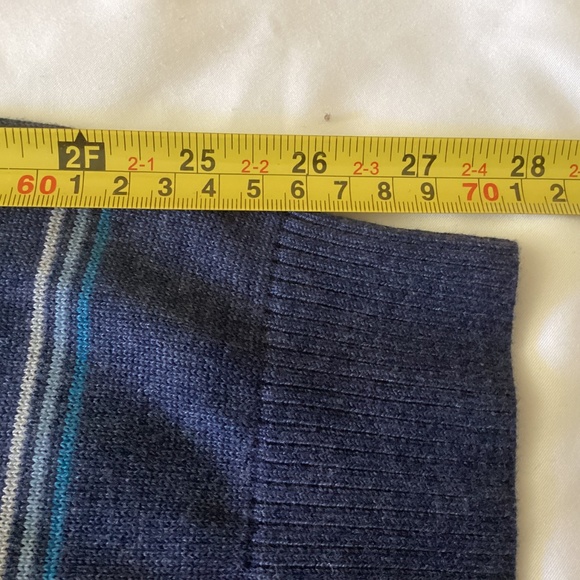 NWT MENS VAN HEUSEN V NECK BLUE STRIPED SWEATER XXL TALL - Picture 8 of 9